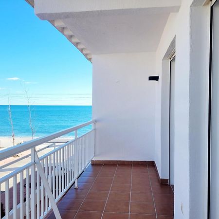La Familia Beach House La Cala Ла-Кала-де-Михас Экстерьер фото